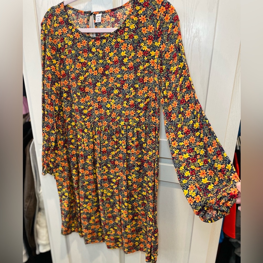 Old Navy floral long sleeve dress XS